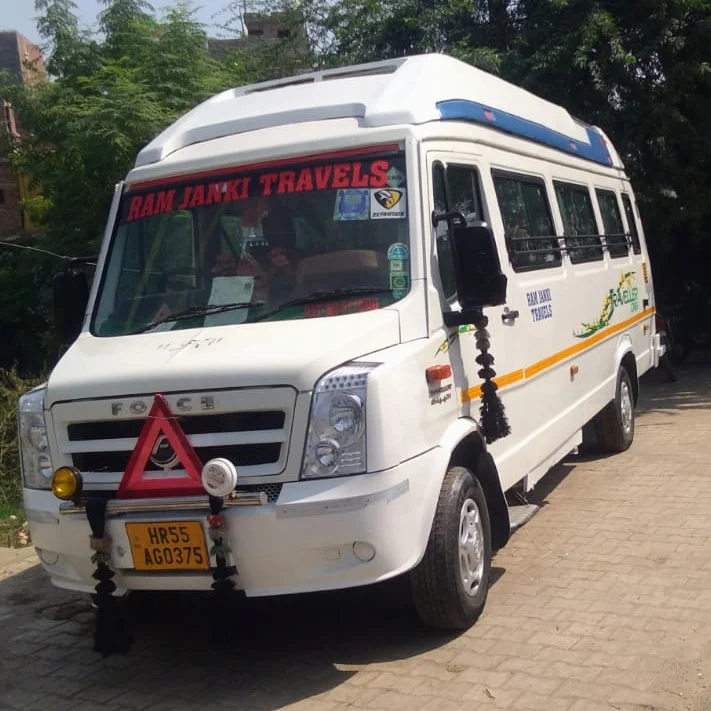 Innova Hycross Booking in  All Over India